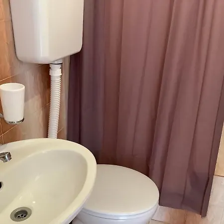 Гостевой дом 22 - Beachfront 3*