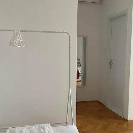 Гостевой дом 22 - Beachfront 3*