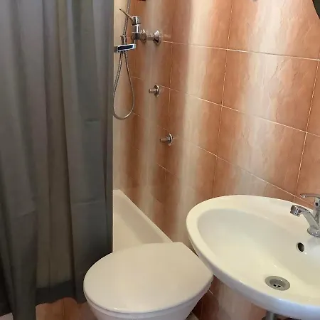 Гостевой дом 22 - Beachfront Примоштен