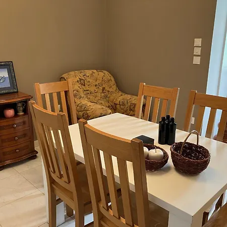 22 - Beachfront Гостевой дом Примоштен