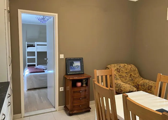 22 - Beachfront Primosten