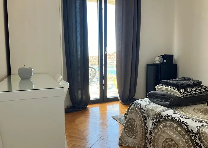 22 - Beachfront Primosten